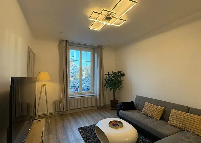 Hyper-centre Διαμέρισμα *